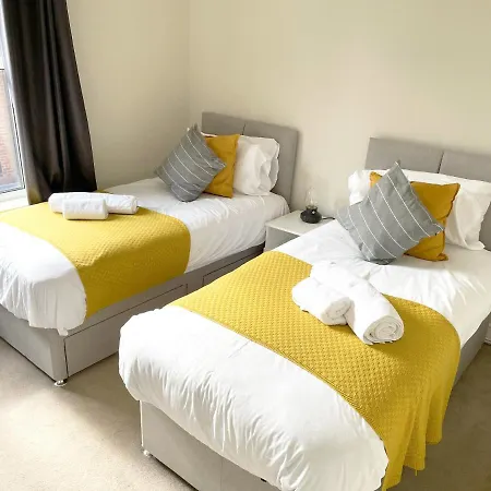 The Racecourse - Quaint Victorian With Free Parking * York