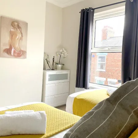 The Racecourse - Quaint Victorian With Free Parking Vakantiehuis *