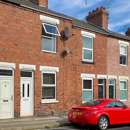 The Racecourse - Quaint Victorian With Free Parking Дом отдыха