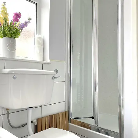 The Racecourse - Quaint Victorian With Free Parking Дом отдыха *