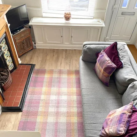 The Racecourse - Quaint Victorian With Free Parking ヨーク